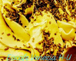 Eiscreme mit original sizilianischen Pistazien